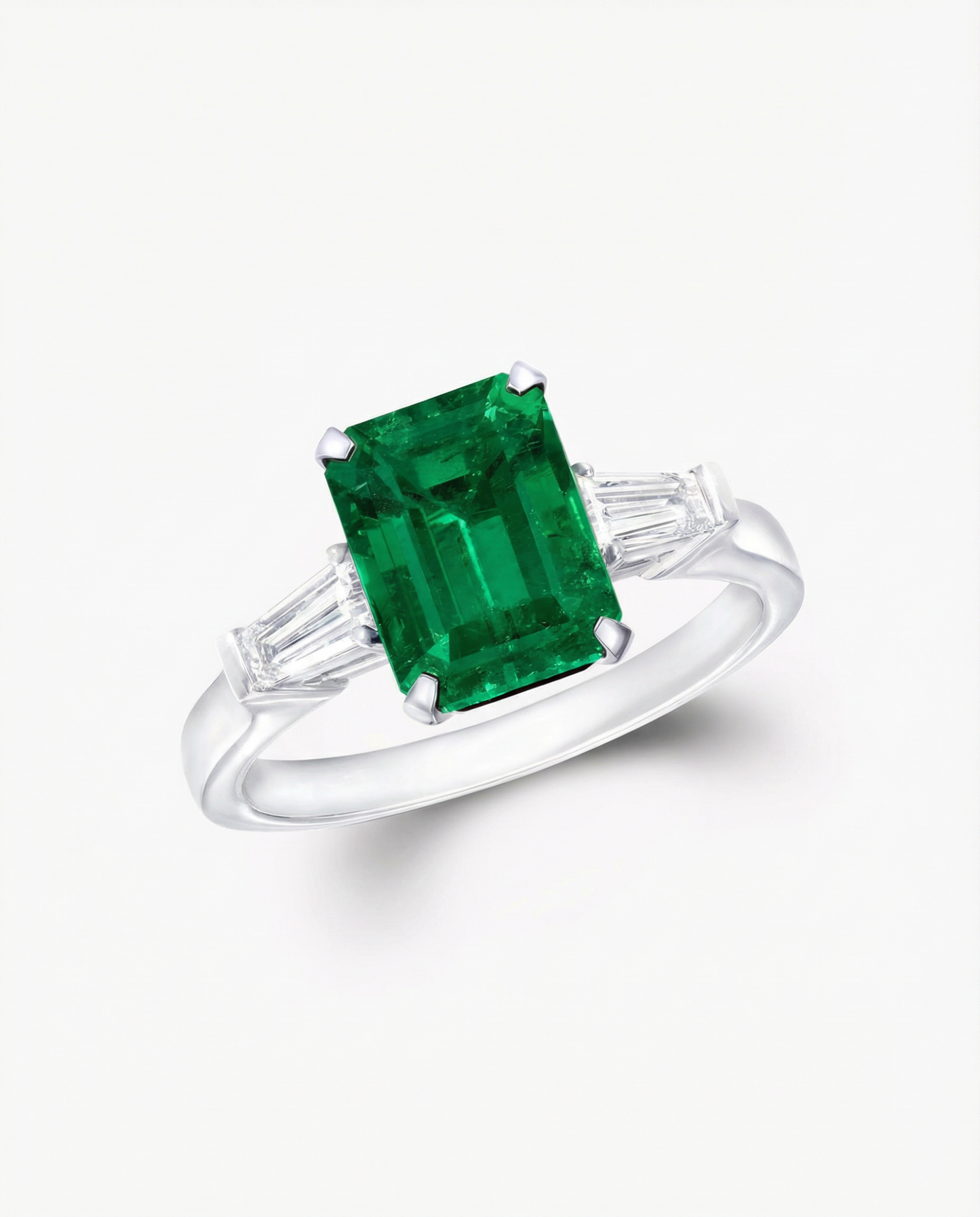 The Imperia Emerald Ring