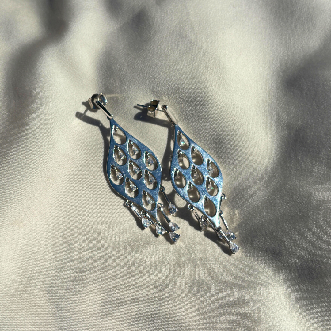 Where light dances through form