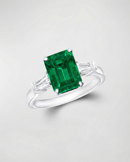 The Imperia Emerald Ring